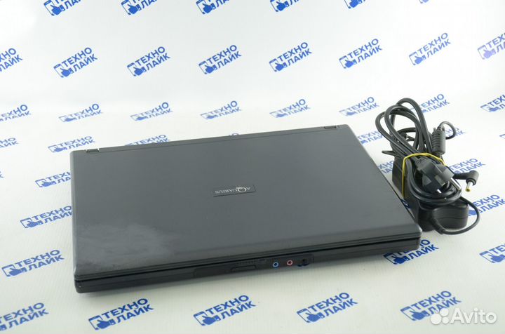 Ноутбук Aquarius. Intel T7700 2.40GHz 4Gb SSD128