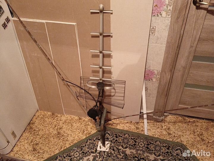 Антенна телевизионная уличная