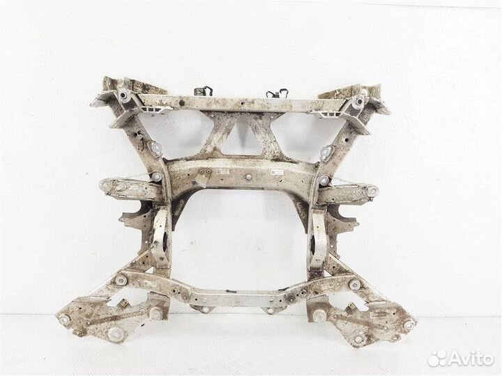 Балка подвески передняя (подрамник) BMW i8 2017