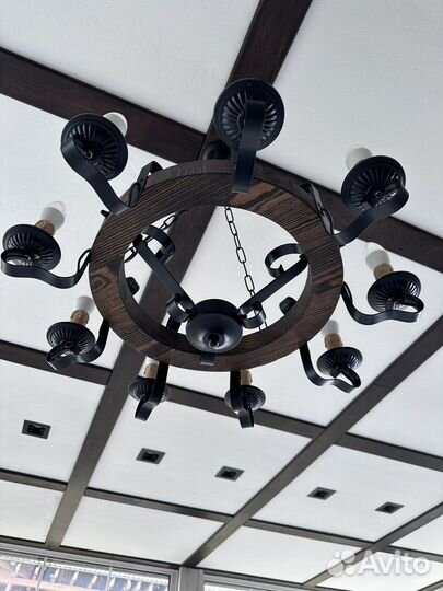 Люстра потолочная