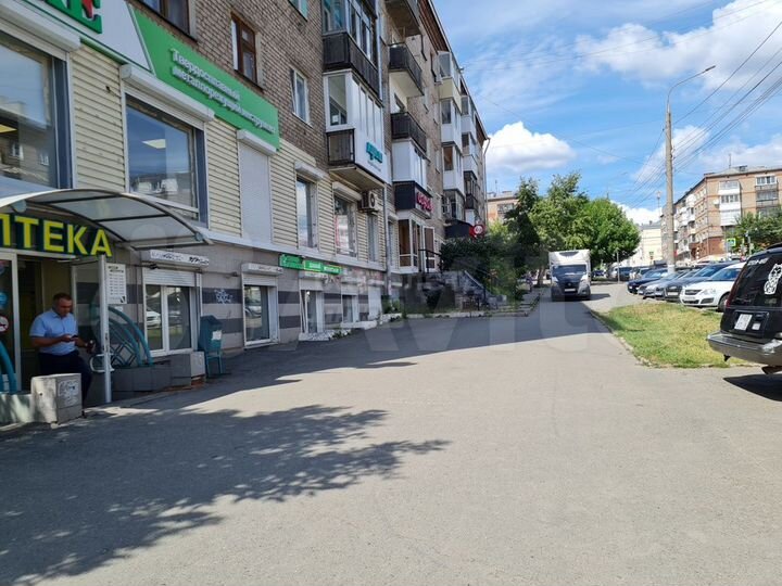 Продам торговое помещение, 260 м²