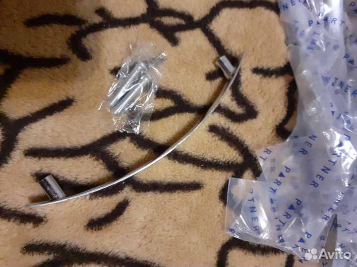 Мебельные ручки