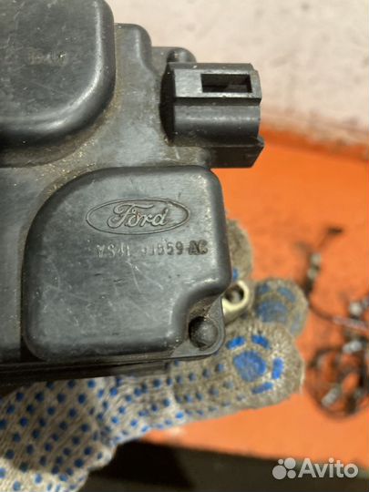 Моторчик привода заслонок Ford Focus 1