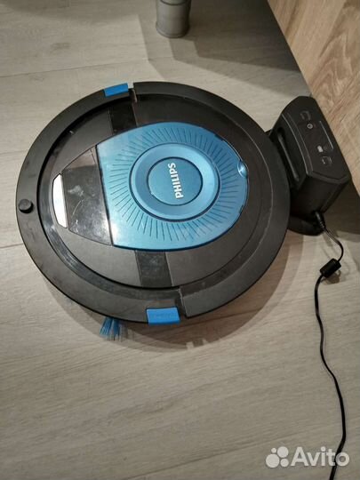 Робот пылесос philips