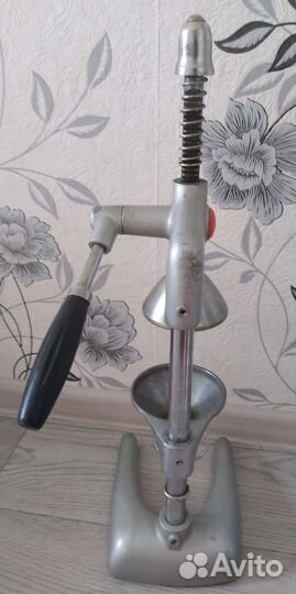 Соковыжималка для цитрусовых и граната,пресс