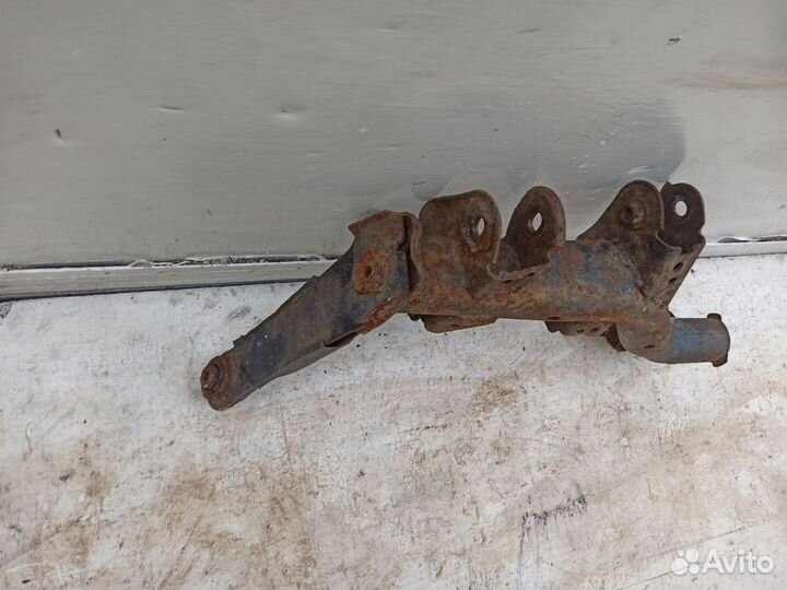 Рычаг задний правый Хонда