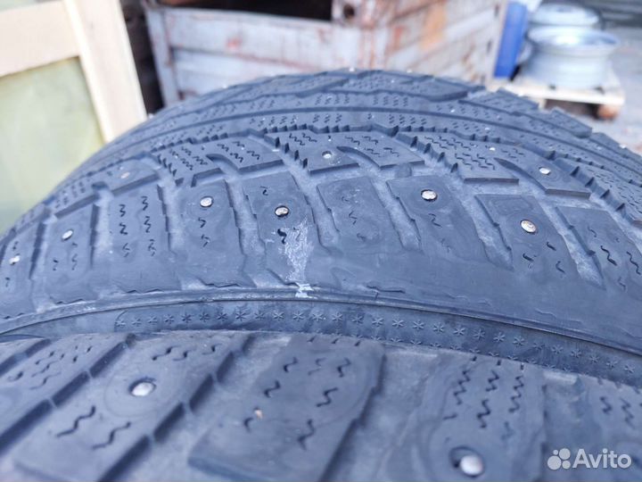 Kumho I'Zen RV Stud KC16 225/55 R18 100