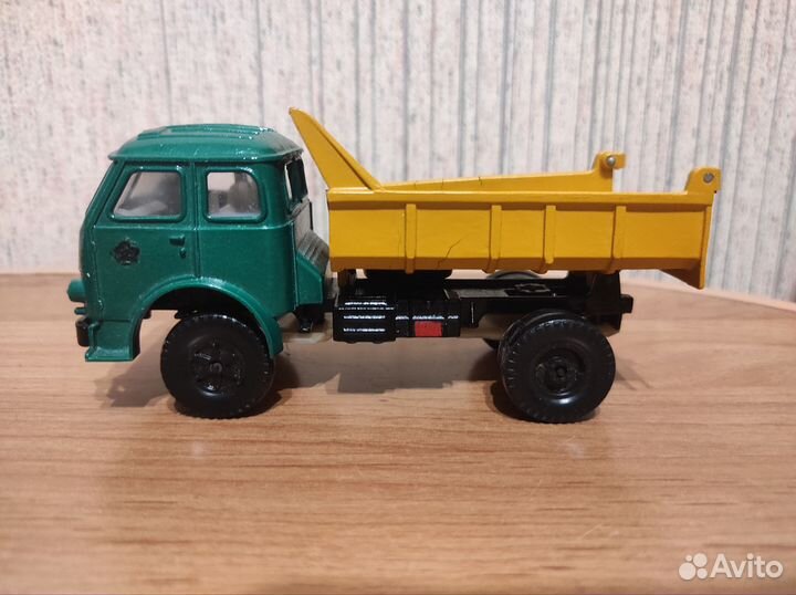 Модели автомобилей 1:43 СССР