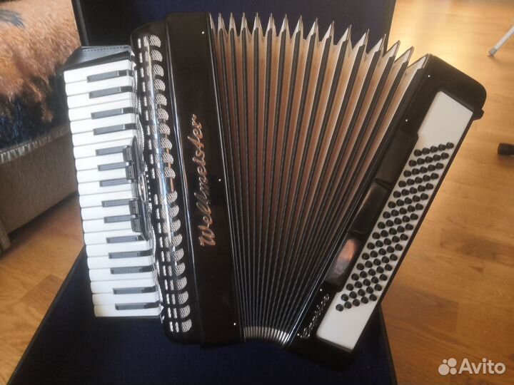 Аккордеон Weltmeister Caprice 3/4