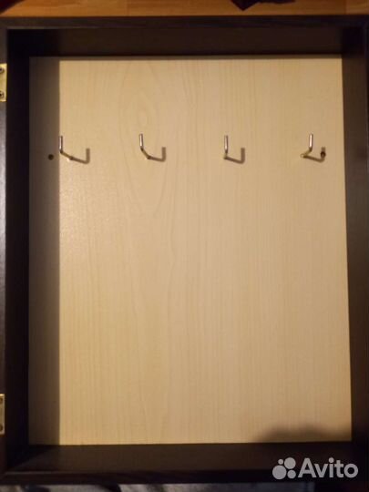 Ключница настенная