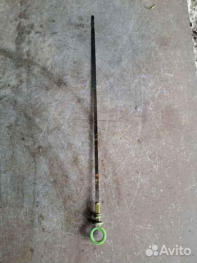 Щуп масляный Mercedes w126