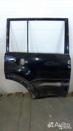 Дверь задняя правая Mitsubishi Pajero 4