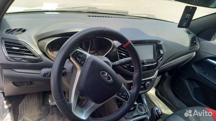 LADA Vesta 1.8 МТ, 2019, 60 000 км