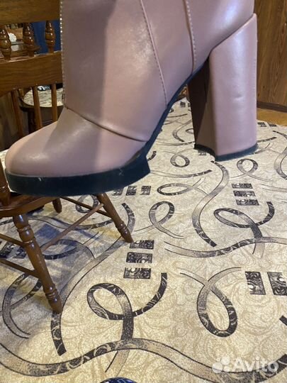 Сапоги женские