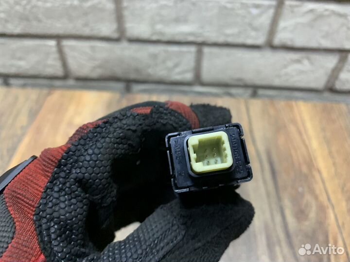 Kia Optima IV Кнопка аварийной сигнализации