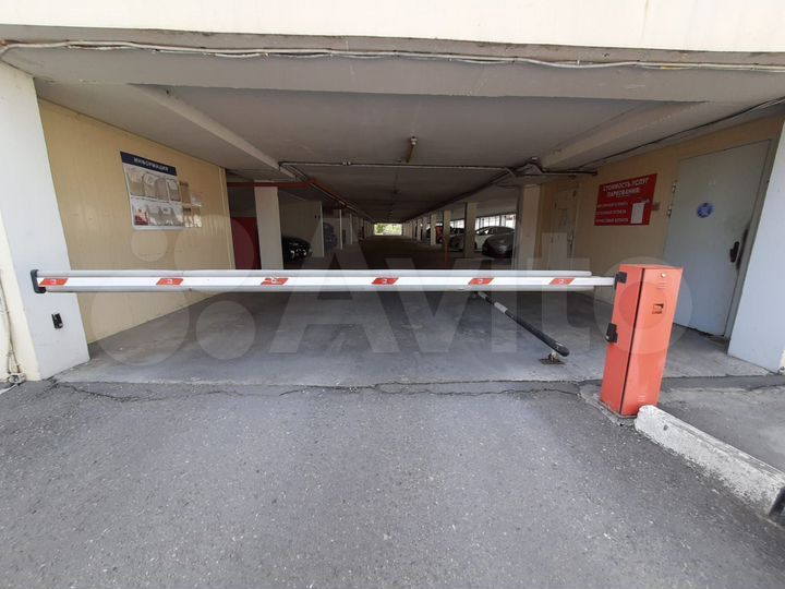 Машиноместо, 15 м²