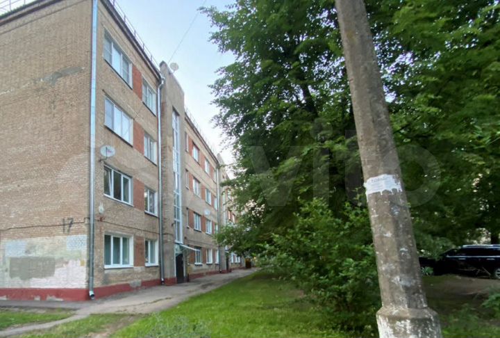 Комната 8,2 м² в 1-к., 2/4 эт.