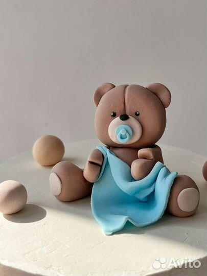 Фигурка для декора торта