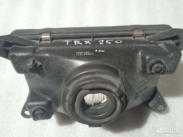 Фара передняя Yamaha TRX 850