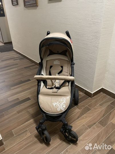 Коляска прогулочная