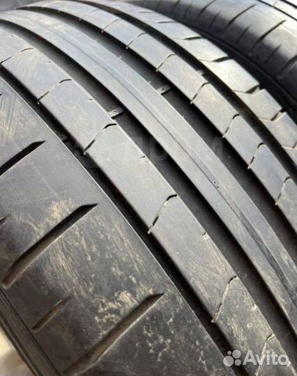 Pirelli P Zero PZ4 235/50 R19