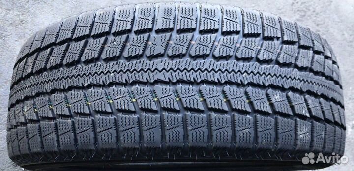 Nitto SN3 Winter 215/55 R17