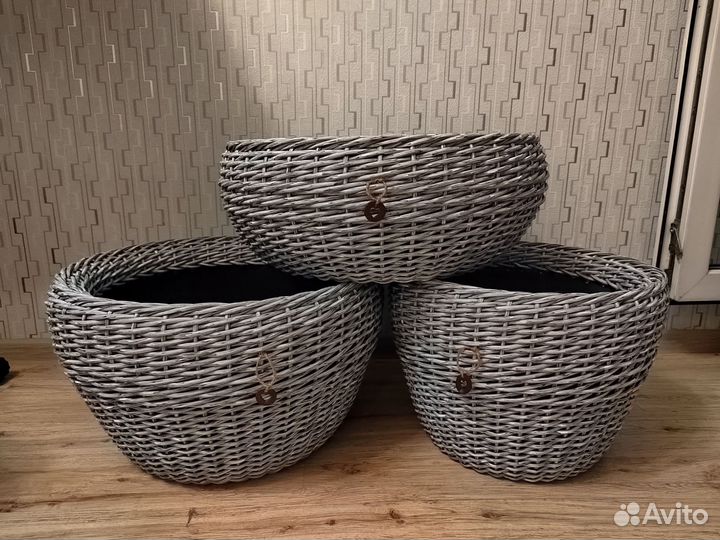 Кашпо из ротанга