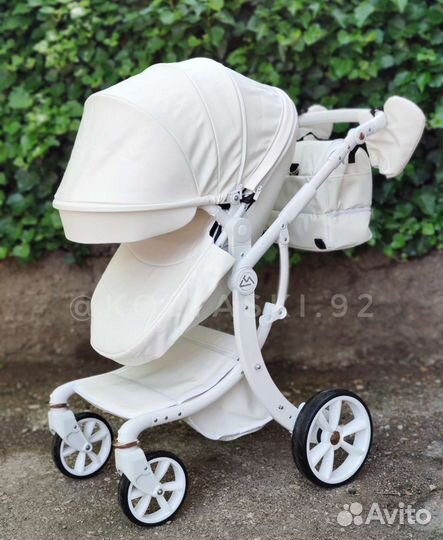 Luxmom 608-2 коляска 3в1 (белая)