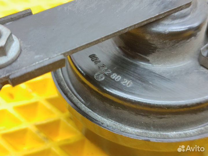 Звуковой сигнал 400 Hz правый Mercedes S W220 3.2