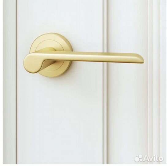 Дверная ручка