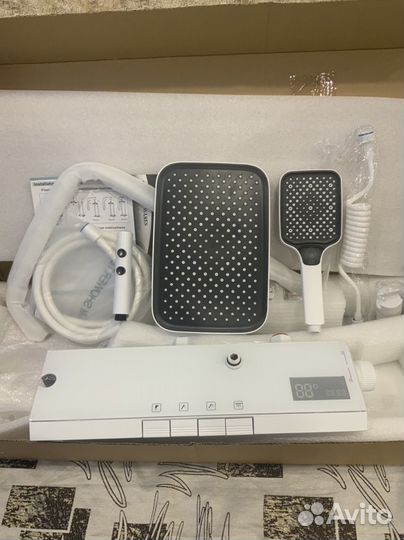 Душевая система с тропическим душем (44см)