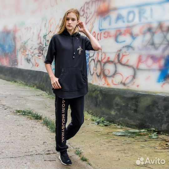 Пошив одежды худи, толстовок, костюмов