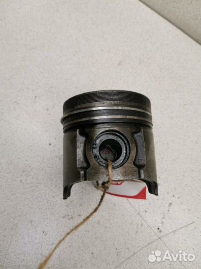 Поршень Mazda Bongo SE28M RF