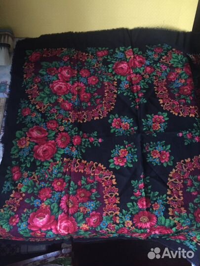 Платок головной шерстяной женский СССР