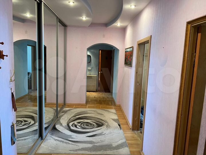 4-к. квартира, 111,8 м², 5/11 эт.