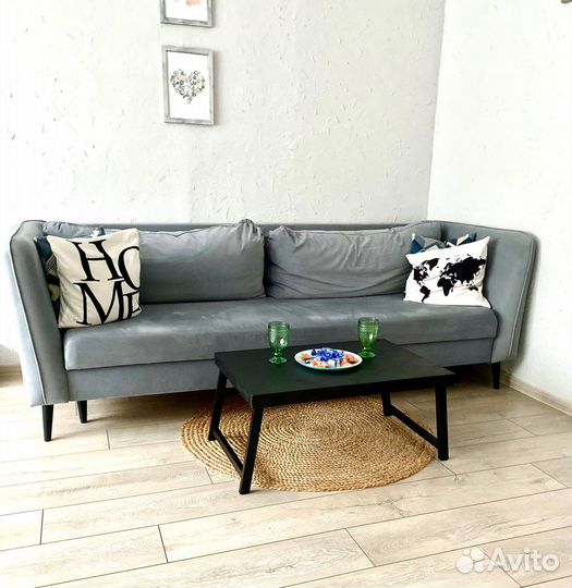 Стол со складными ножками