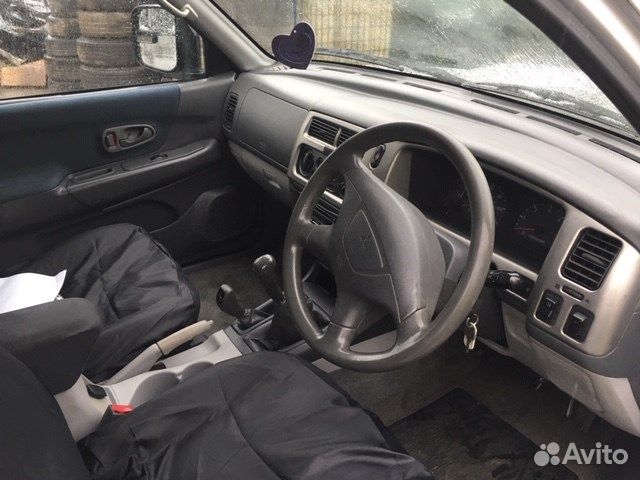 Разбор на запчасти Mitsubishi Montero Sport / Paje