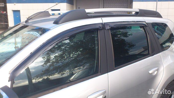 Дефлекторы боковых окон Renault Duster (2010-20