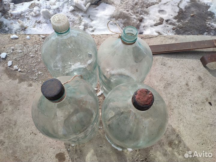 Бутылка стеклянная