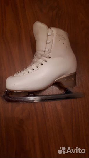 Коньки фигурные профессиональные