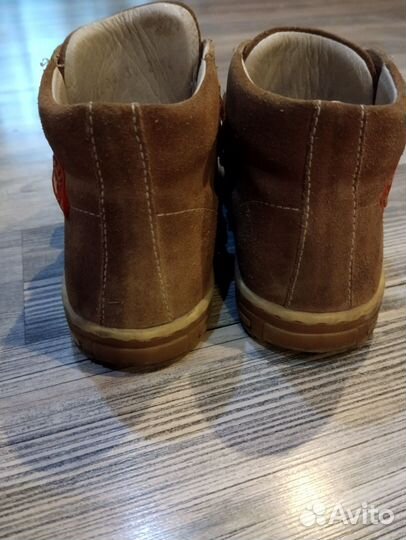 Ботинки 30размер