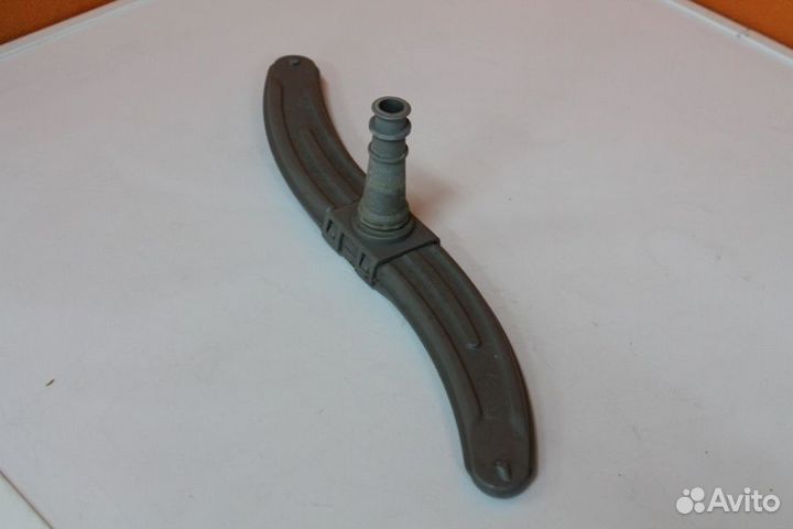 Разбрызгиватель (нижний) Bosch 663519 бу. 3026