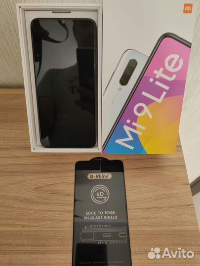 Xiaomi Mi 9 Lite, 6/64 ГБ