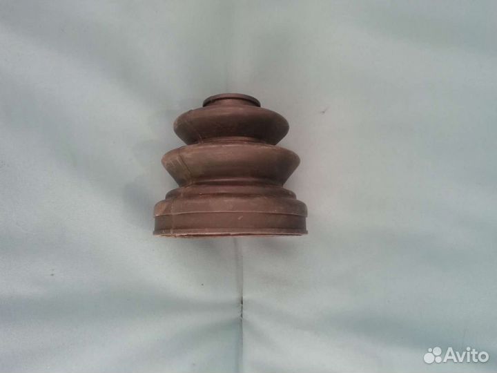 Пыльник hyundai santa FE 2002