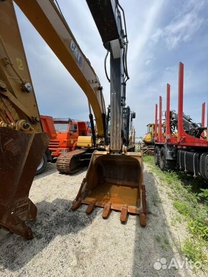 Гусеничный экскаватор John Deere E260 LC, 2021