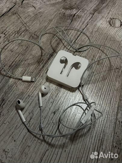 Наушники apple earpods lightning