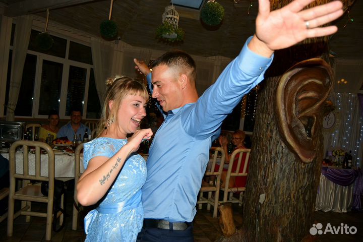 Ведущая+DJ+живой вокал+фотосъемка вечера в подарок