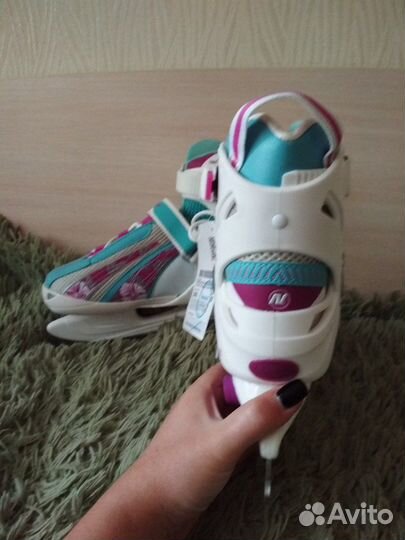 Коньки новые