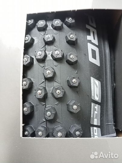 Schwalbe Ice Spiker Pro 27.5x2.25