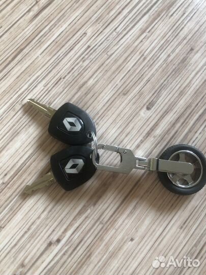 Автобокс на крышу автомобиля